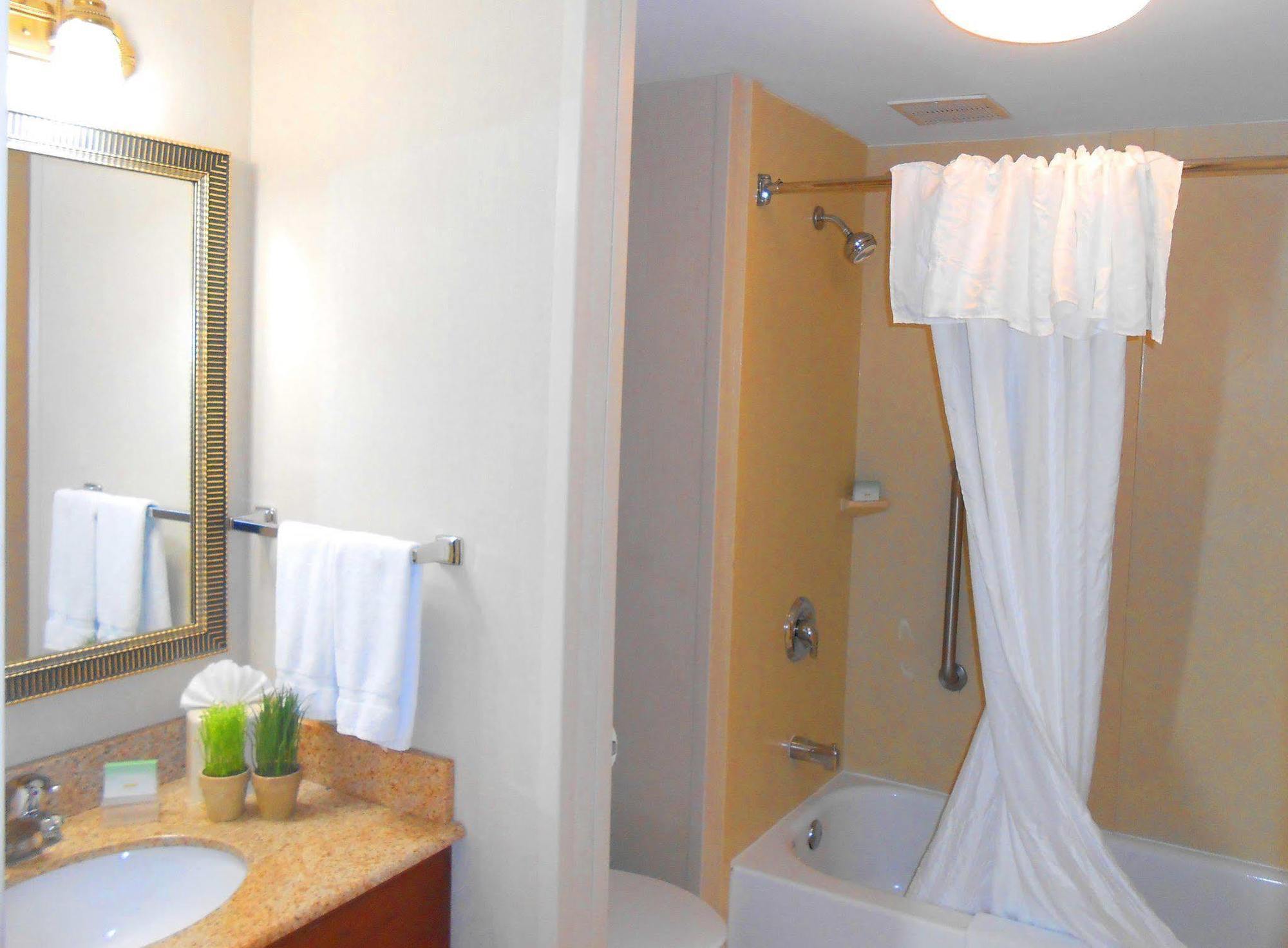 Homewood Suites By Hilton Hartford Downtown Exteriör bild