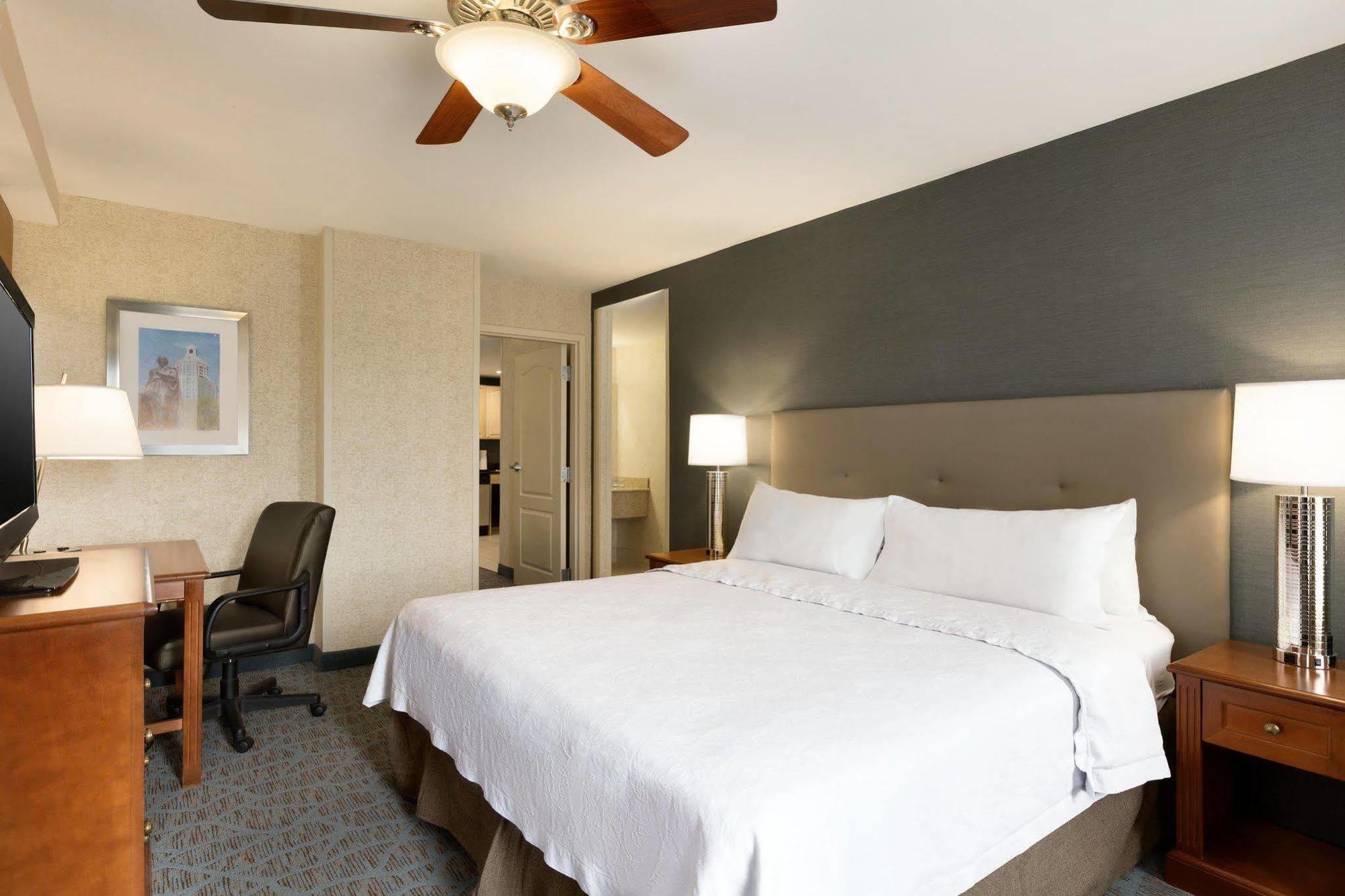 Homewood Suites By Hilton Hartford Downtown Exteriör bild