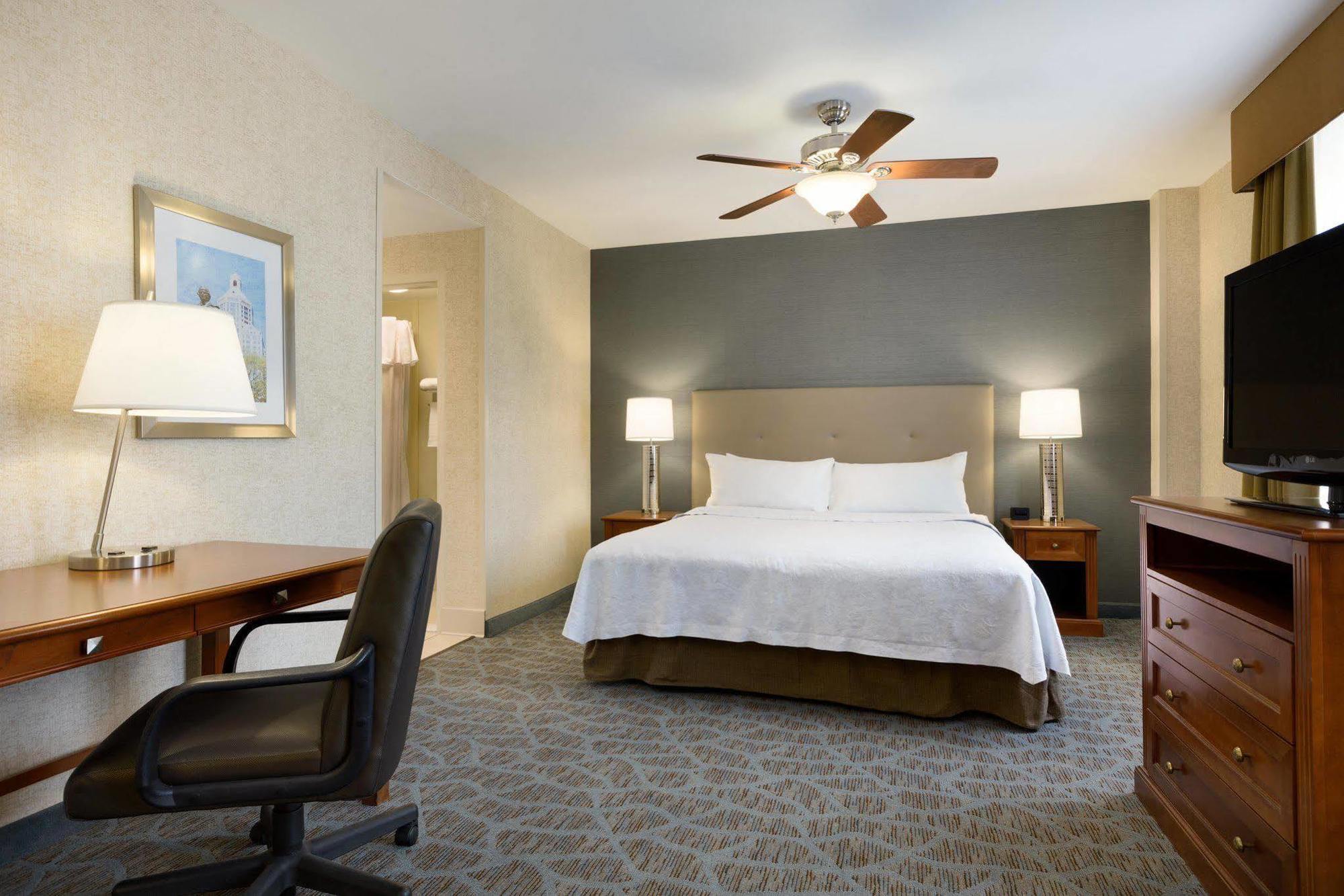 Homewood Suites By Hilton Hartford Downtown Exteriör bild