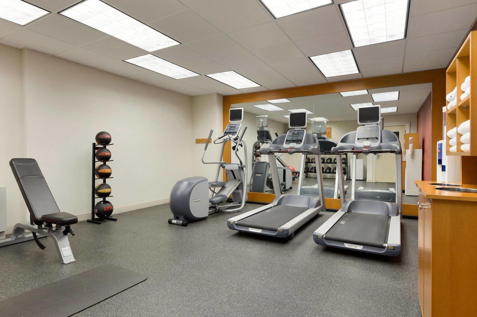 Homewood Suites By Hilton Hartford Downtown Exteriör bild