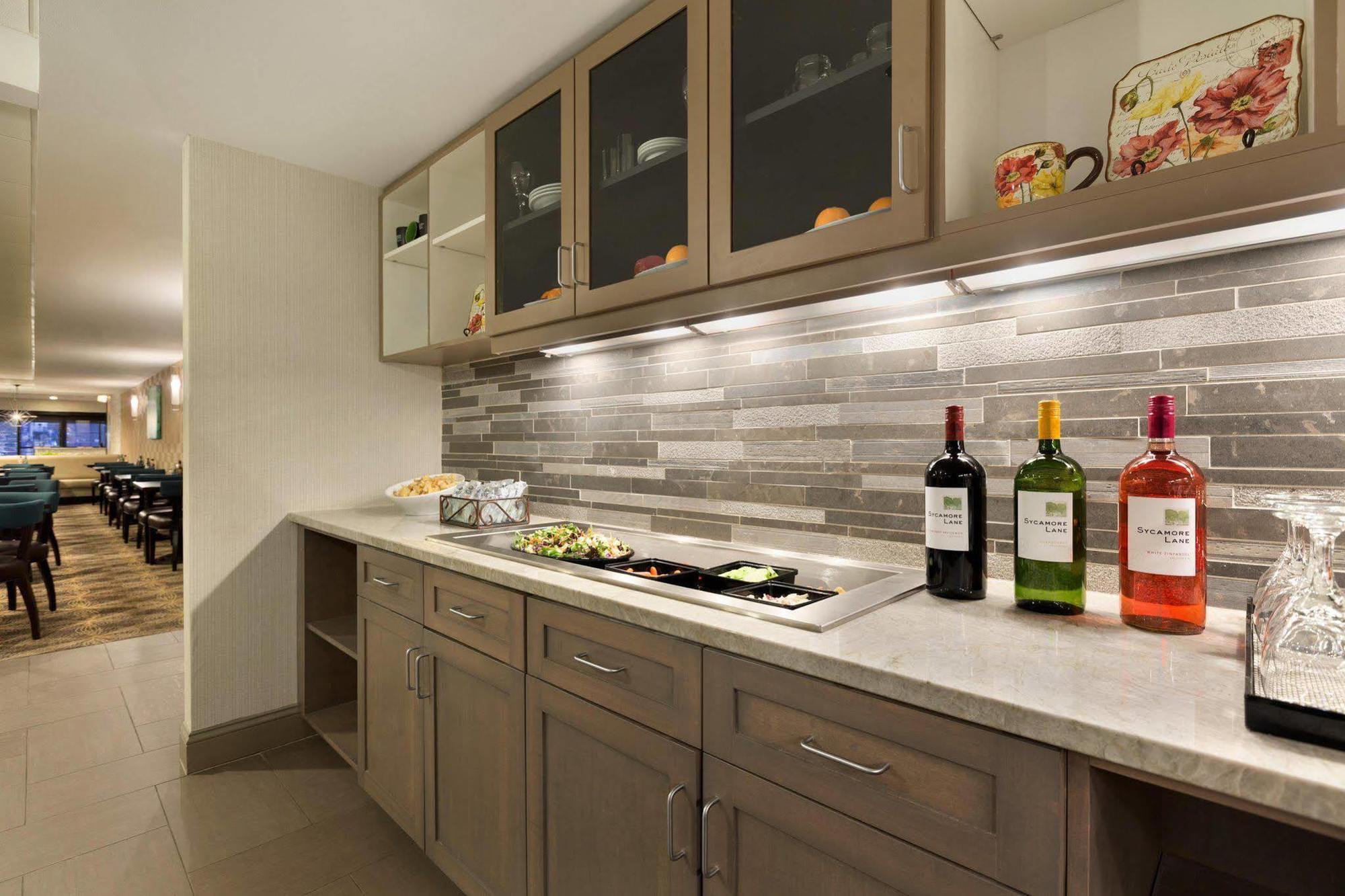 Homewood Suites By Hilton Hartford Downtown Exteriör bild