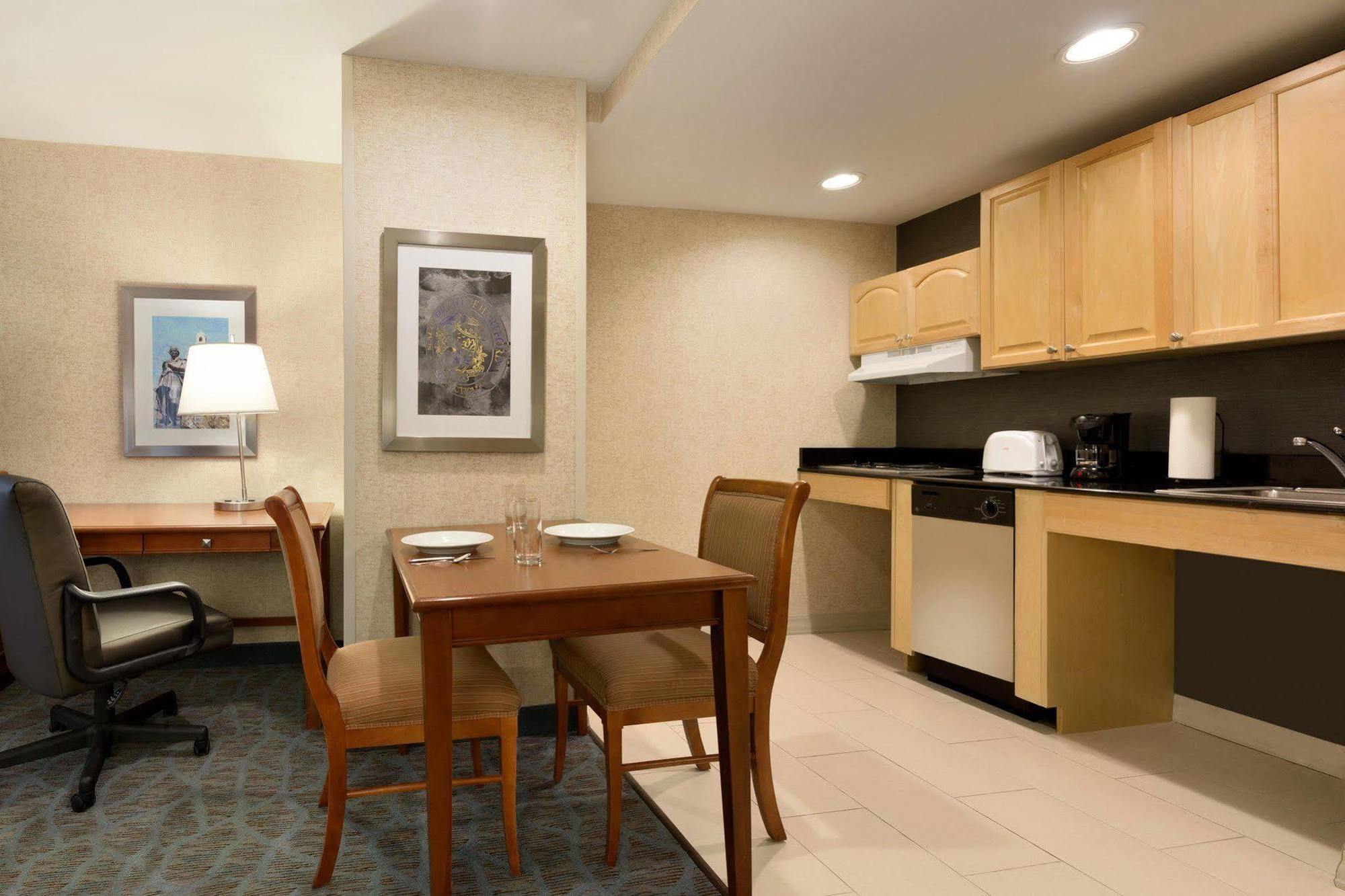 Homewood Suites By Hilton Hartford Downtown Exteriör bild